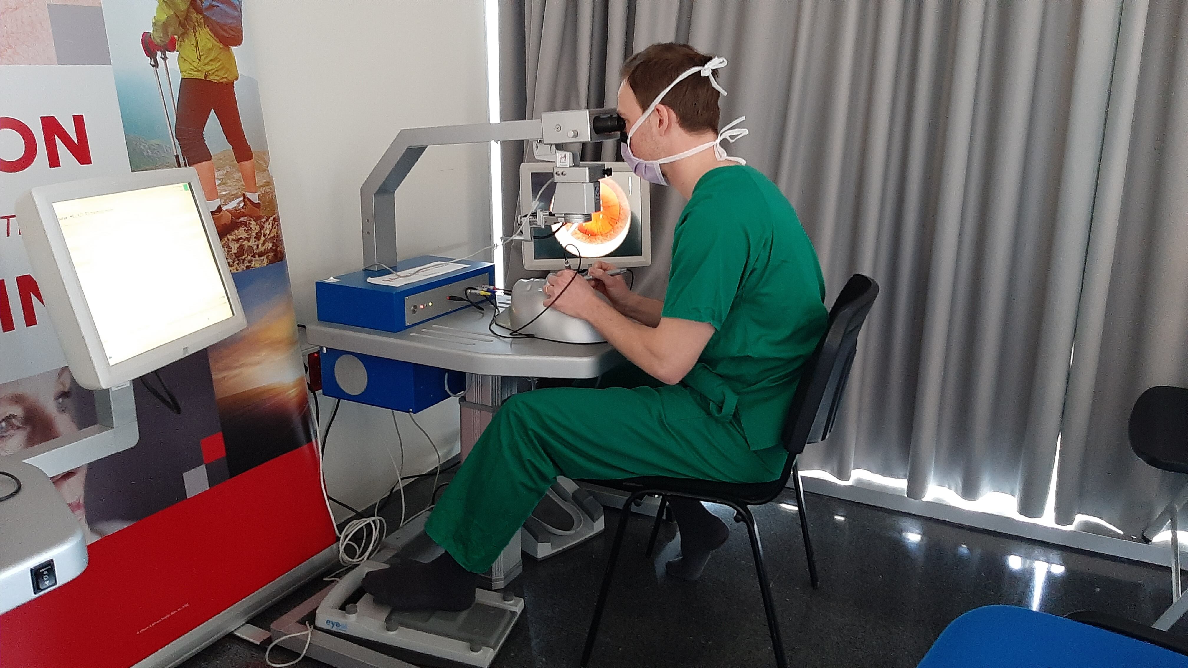 Simuladores virtuales de cirugía oftalmológica