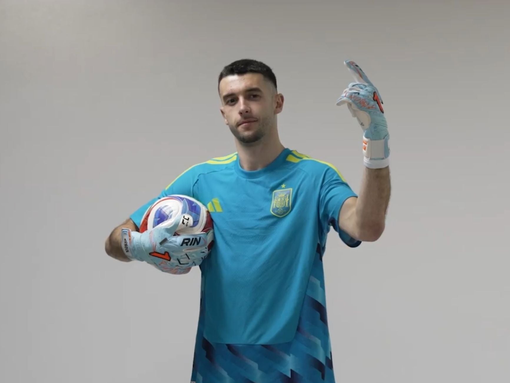 Joan García, durante su primer día con la Selección