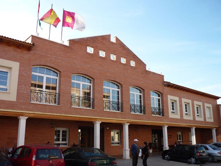 Fachada de la Casa de la Cultura de Cabanillas del Campo
