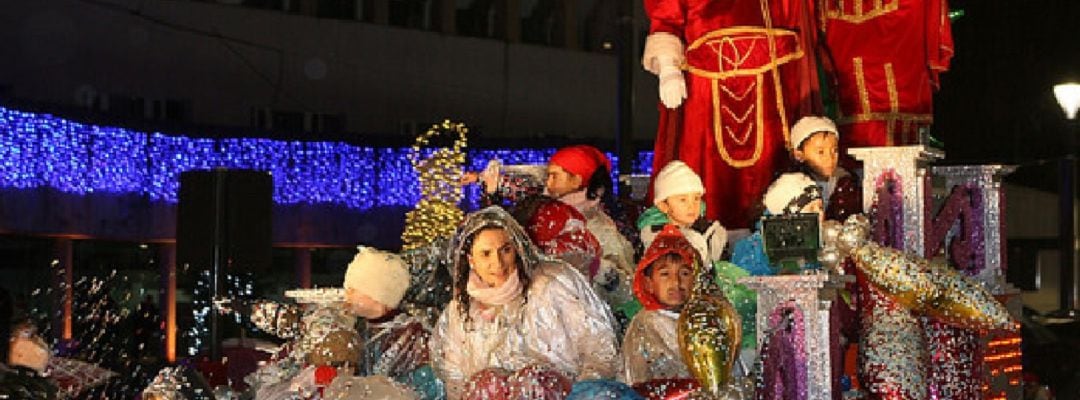 Este año van a participar hasta 400 niñas y niños repartidos en las 22 carrozas del desfile