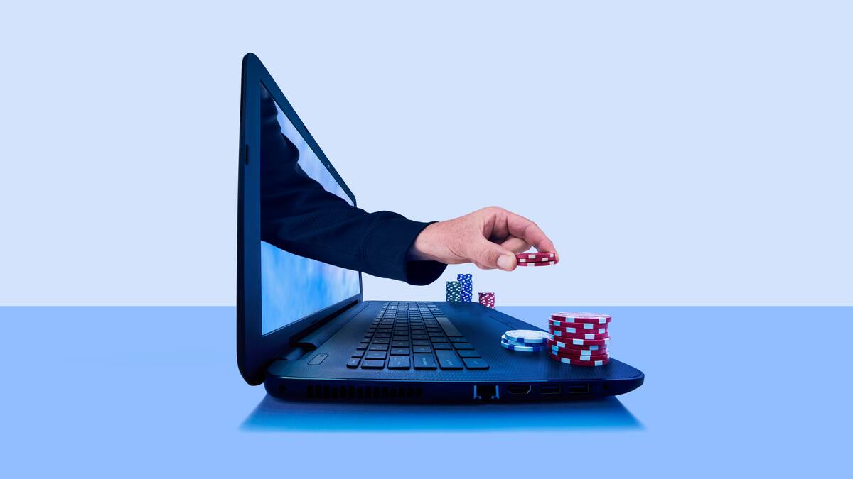 Laura Fuentes y Laura Mateo