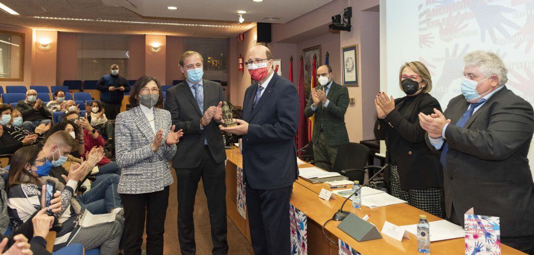 Fernando López Meseguer, premio Solidario Anónimo de la Universidad de Murcia y la Plataforma de Voluntariado 