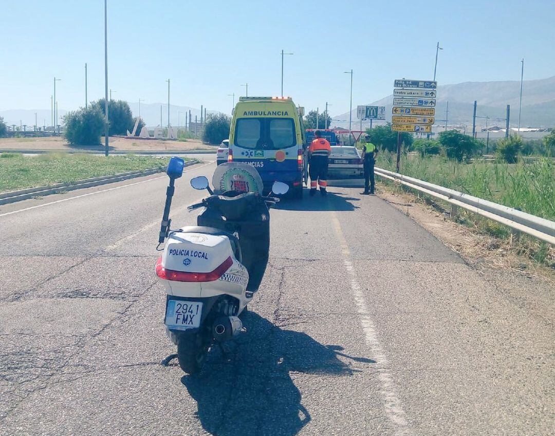 Imagenes del accidente en el acceso a Jaén