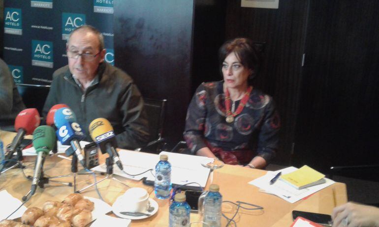 Jesús Murias y Agustina Alonso, Presidente y Secretaria General de la Hermandad de Donantes de Sangre de Zamora