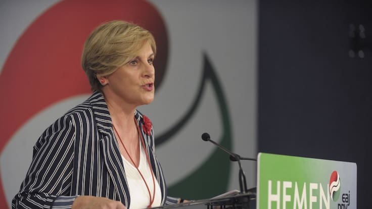 Itxaso Atutxa: "El PSOE podría liderar la reflexión sobre el modelo territorial"