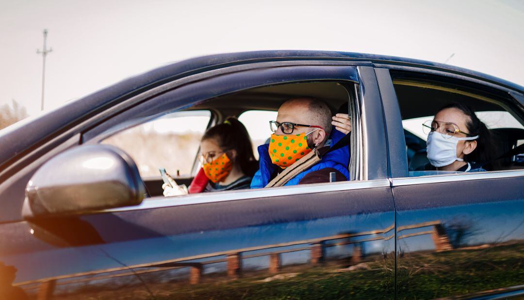 Esto es lo que debes hacer a la hora de viajar en coche.