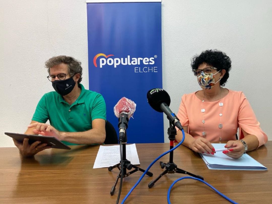 Manuela Mora y Javier García