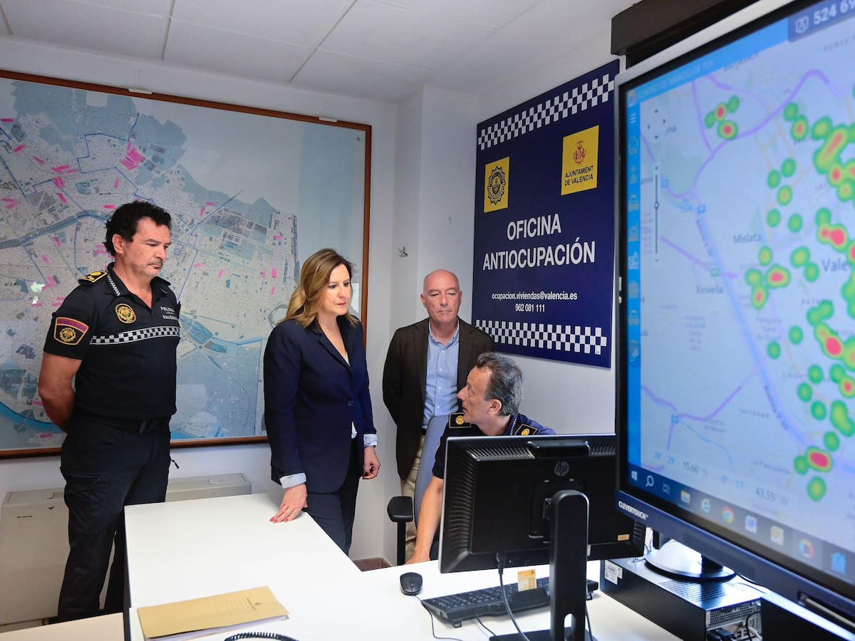 Así justifica el PP de València la oficina 'antiokupas' para atender un problema que no existe, según el jefe de la Policía Local