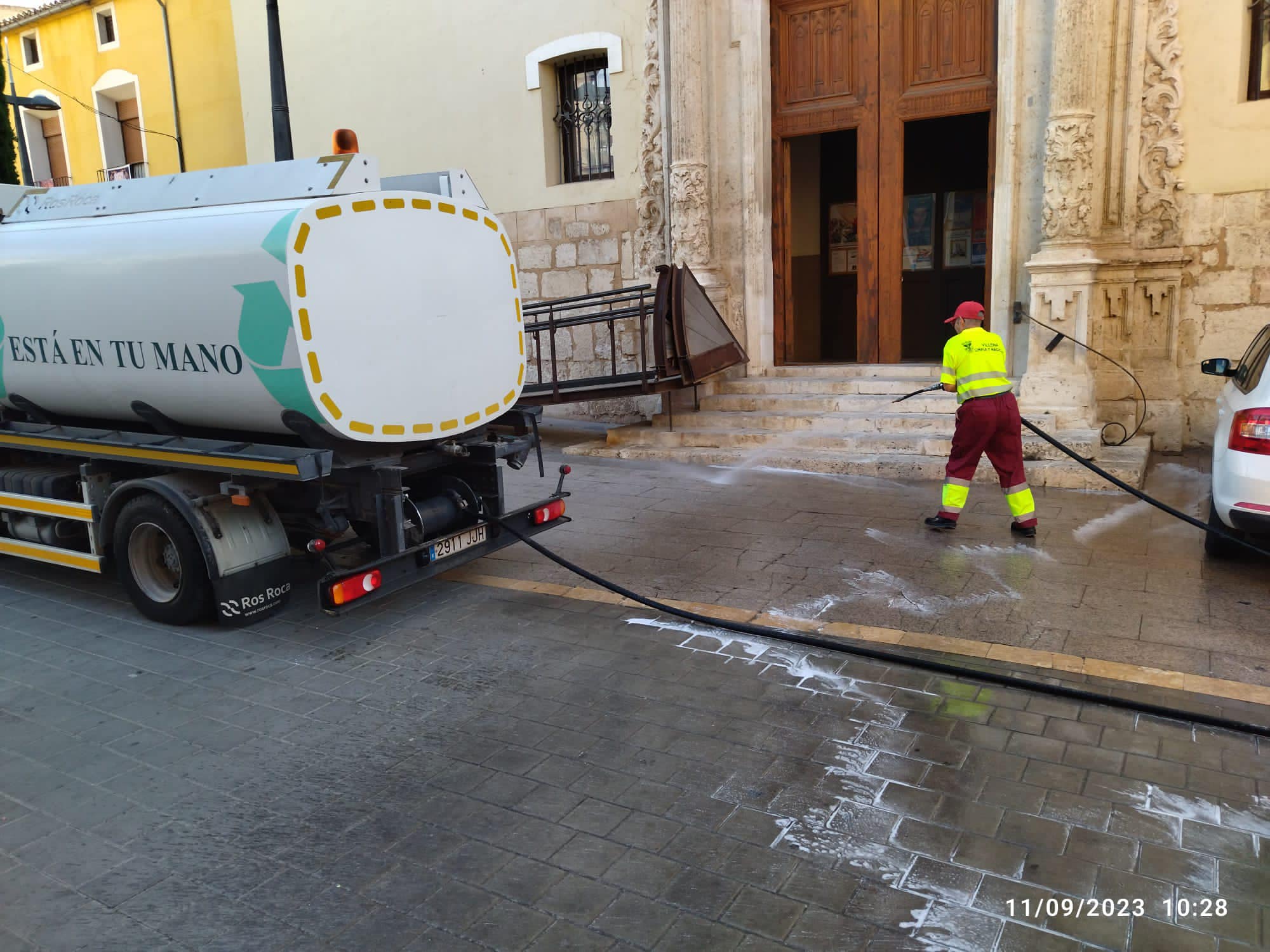 Limpieza de las calles tras las fiestas