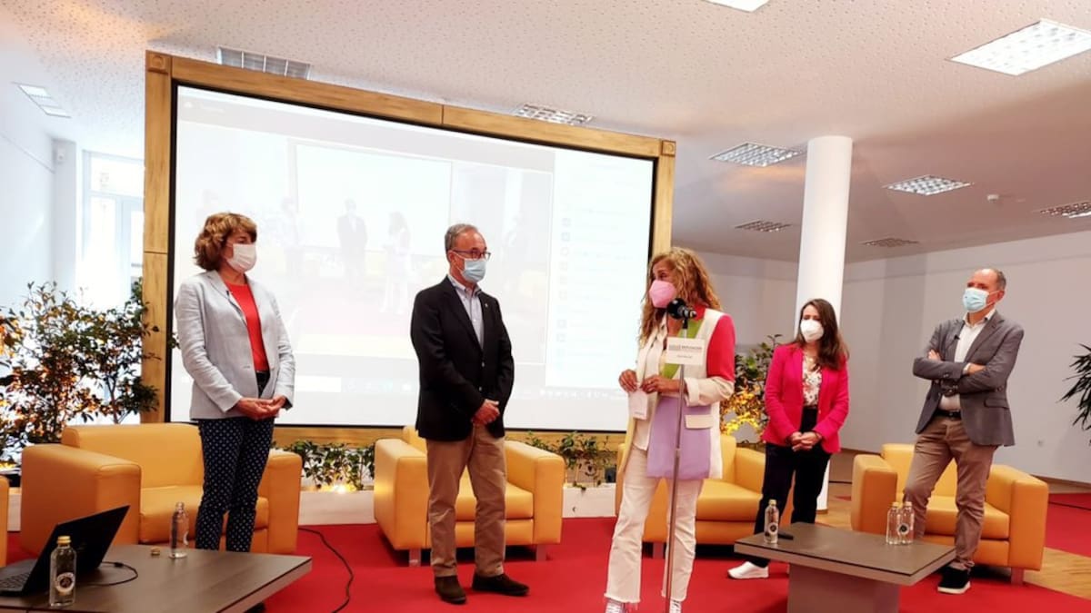 Arranca o III ciclo Aida Fernández Ríos da Deputación e a Academia das Ciencias