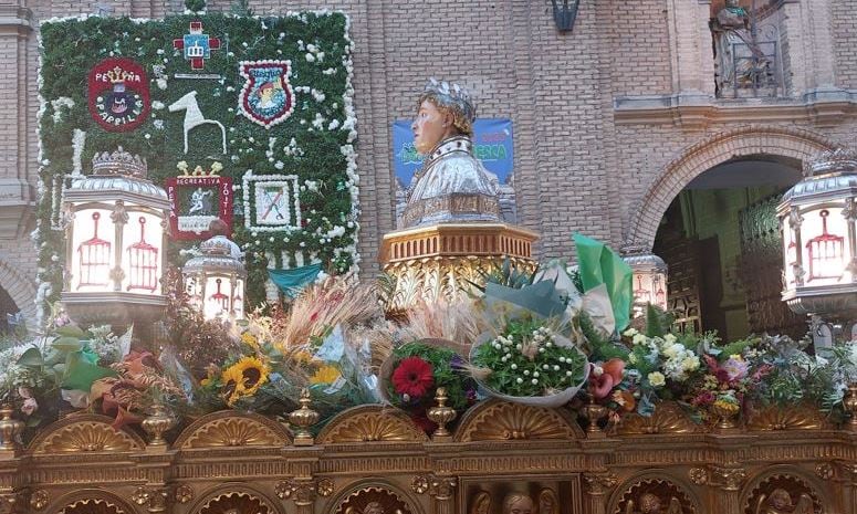 La ofrenda a San Lorenzo ha sido uno de los últimos actos festivos