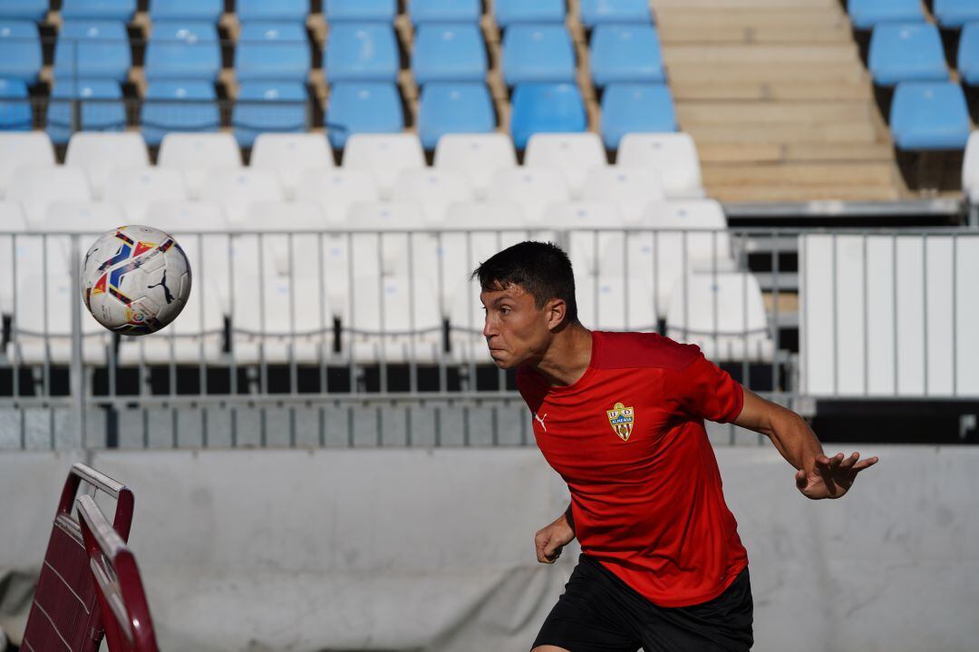 Jorge Cuenca regresa tras jugar con España.