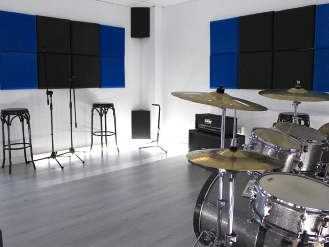 Sala de ensayo de Bacstage Academy Córdoba