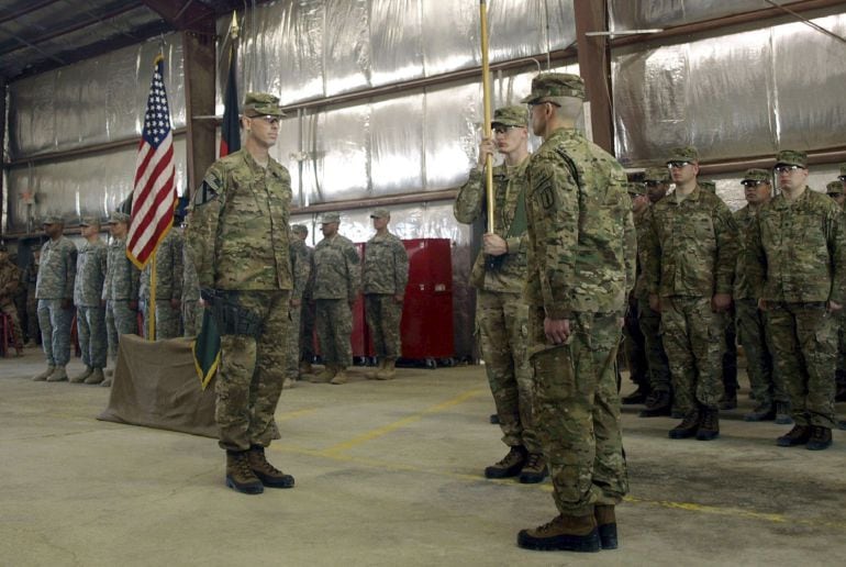 Un cambio de comando en la base militar de EEUU en Mazar-i-Sharif, en el norte de Afganistán, el 7 de marzo de 2011