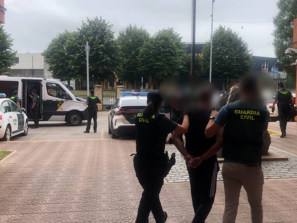 Detenidas 31 personas por introducir drogas en cárceles de Cantabria, Palencia y León