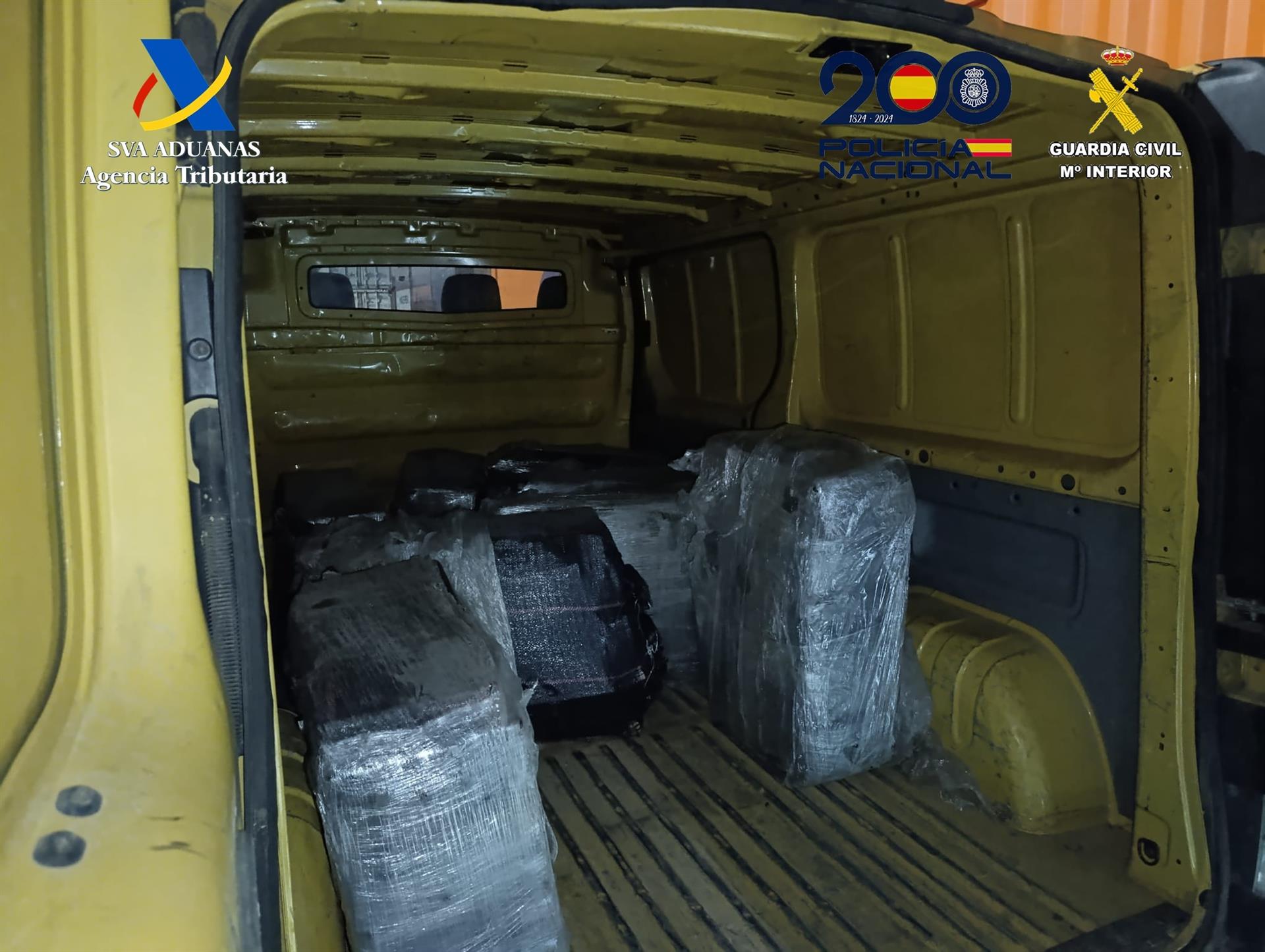 Intervenidas casi dos toneladas de cocaína - POLICÍA NACIONAL