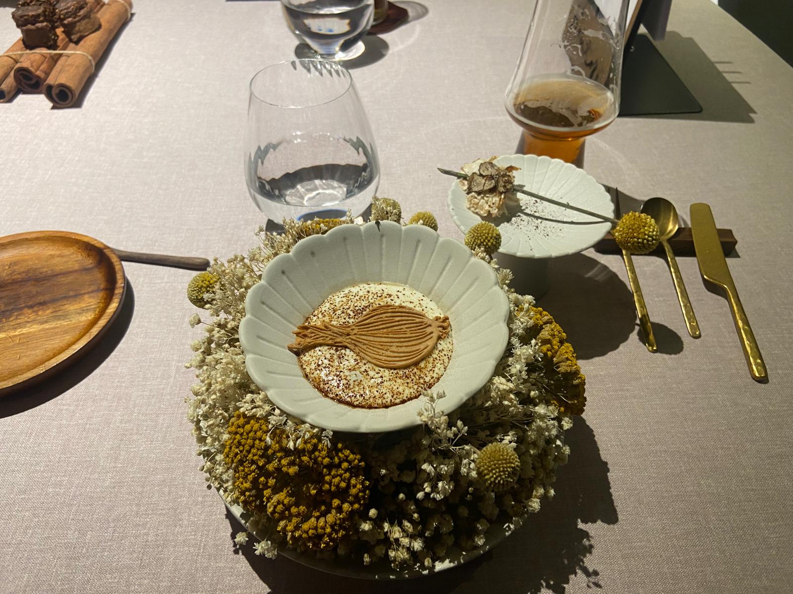 Royal de cebolla, uno de los platos de degustación del restaurante Espacio Montoro