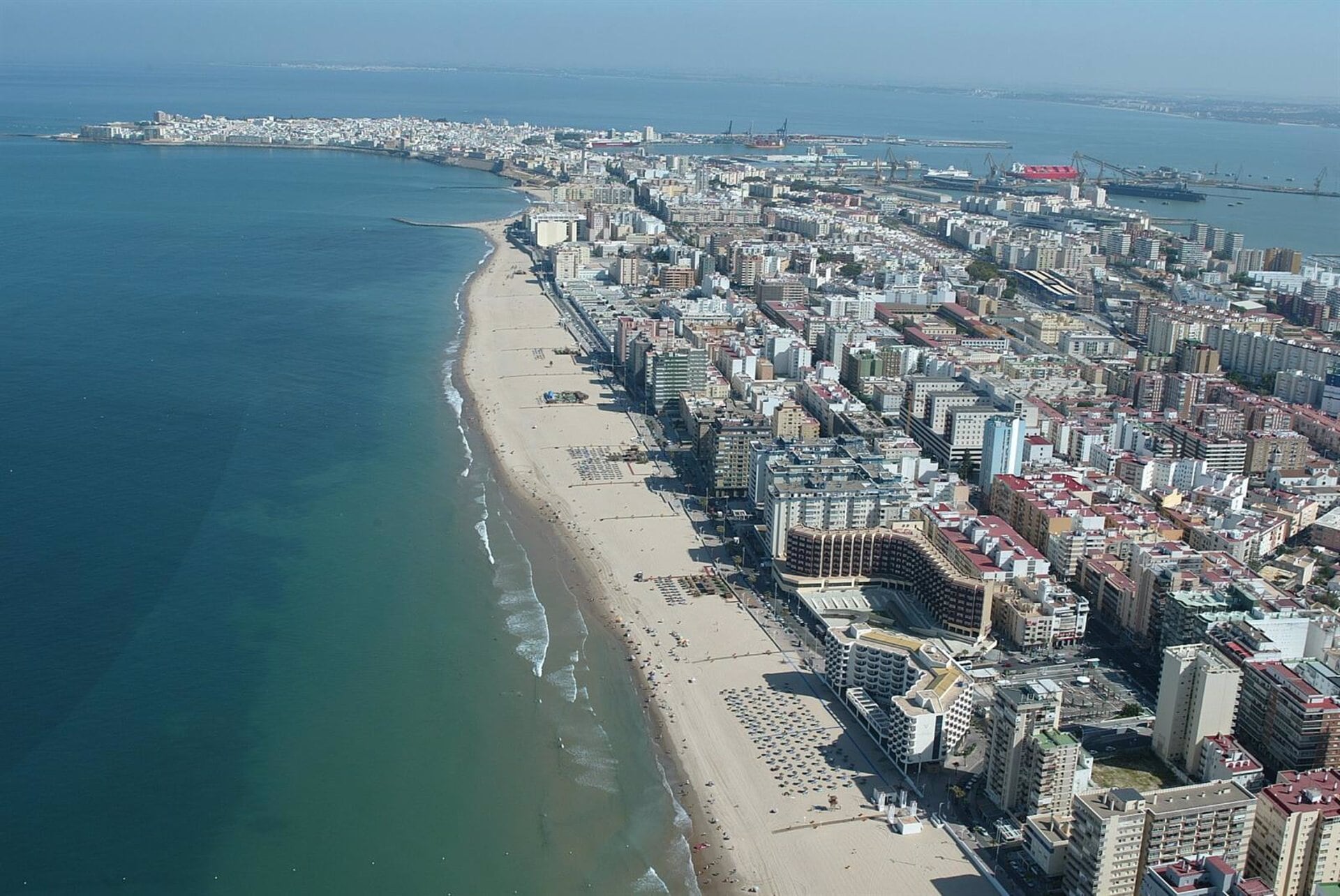 Vista aérea Cádiz - AYUNTAMIENTO DE CÁDIZ