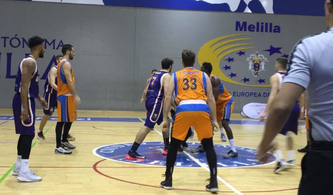 Un momento de un partido de Melilla.