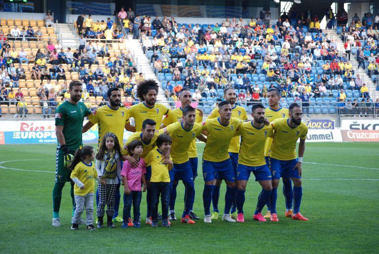 El once del Cádiz presentará cambios por la sanción de David Sánchez