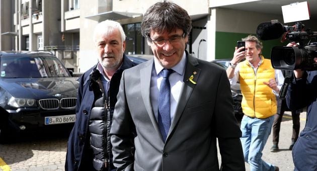 Carles Puigdemont tras abandonar la prisión alemana