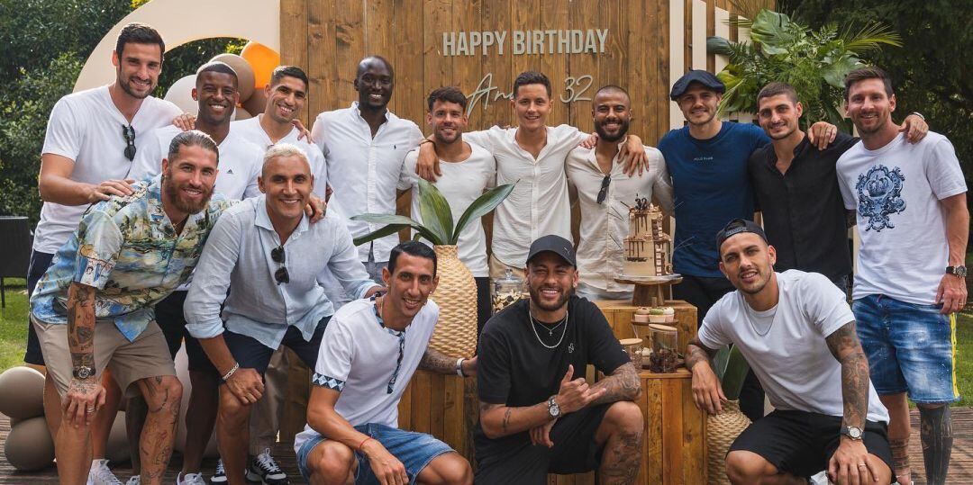 Ander Herrera celebra su cumpleaños con sus compañeros