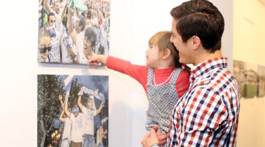 El jugador Martín Mantovani junto a su hija
