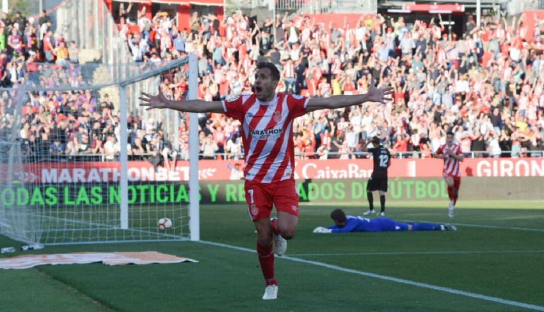 Stuani marcant contra el Levante.