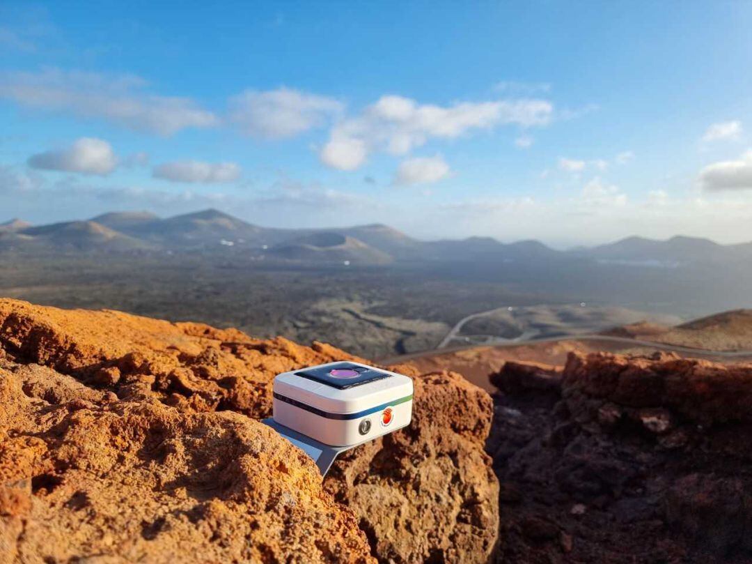 Fotómetro instalado en el Parque Nacional de Timanfaya.