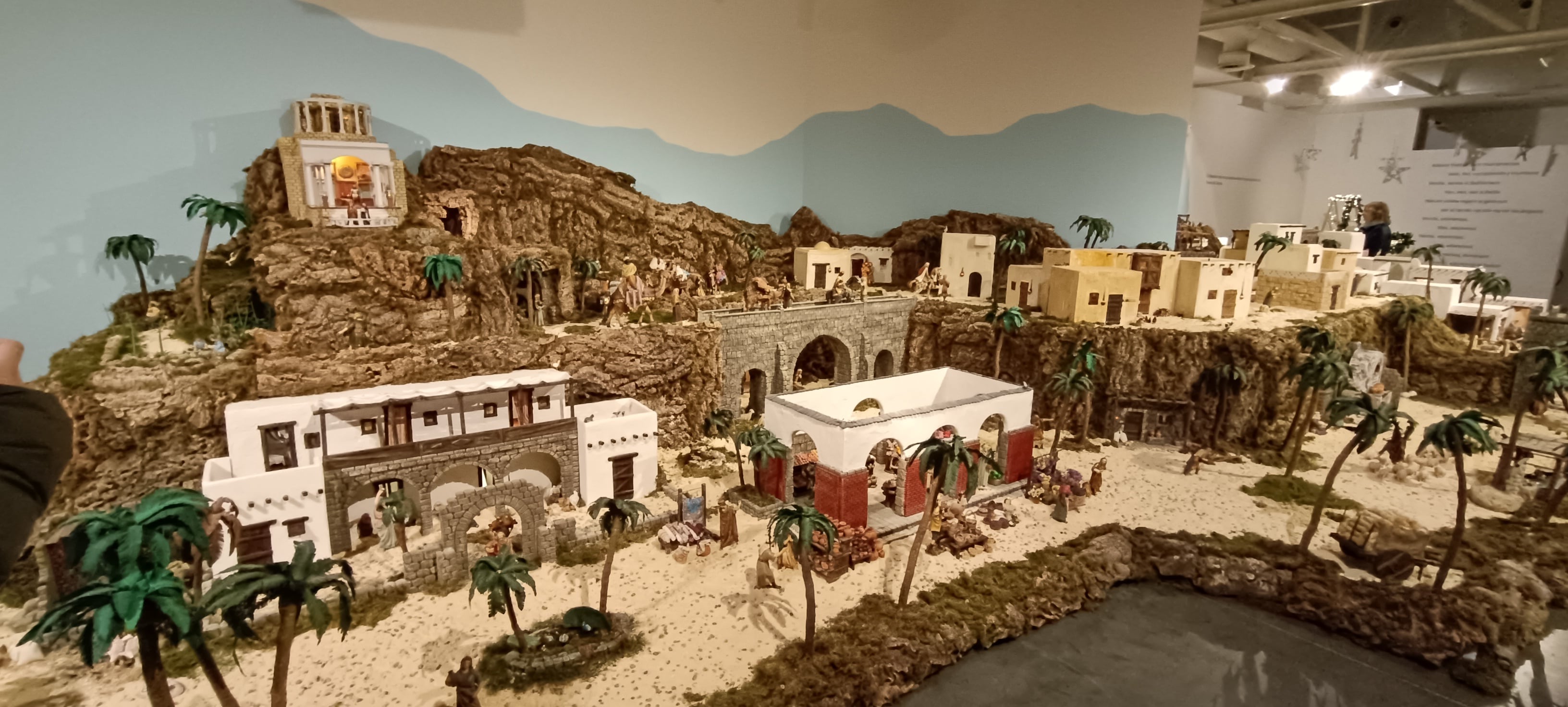 El Belén monumental de Fundación Círculo puede verse en la sala Pedro Torrecilla de Plaza España hast el 5 de enero