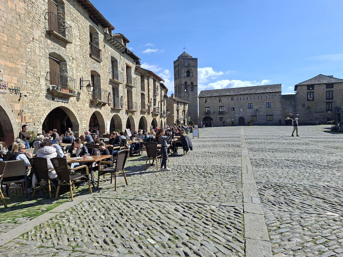 Las oficinas de turismo de Aínsa atienden a más de 1.500 personas en febrero