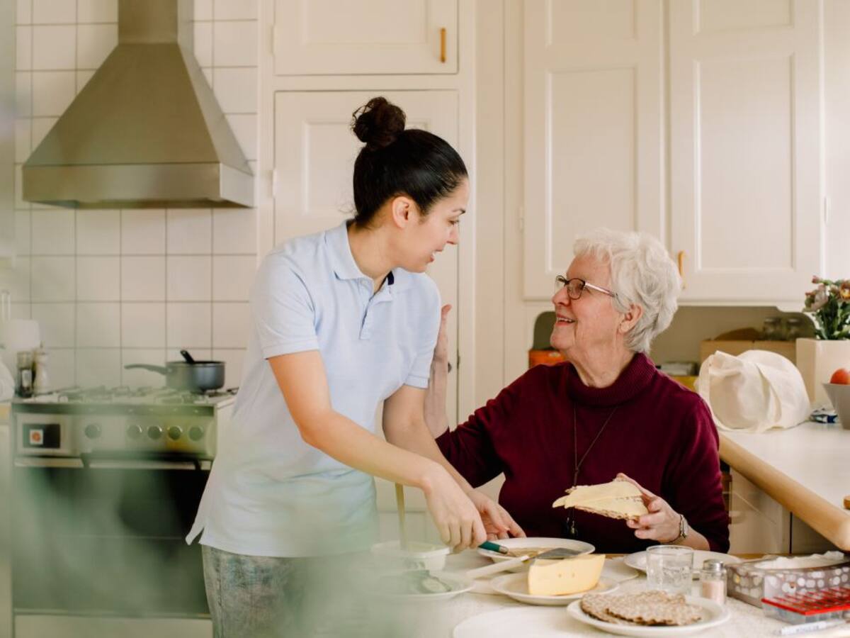 Trabajadoras mal pagadas, desprotegidas y olvidadas