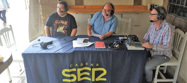 El set de radio en la terraza de Las tablas del Campillín