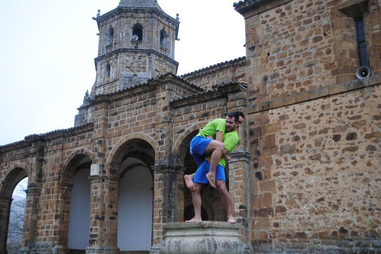 Carlos Fernández y Víctor Llamazares impulsan el Desafío Lucha por la Montaña