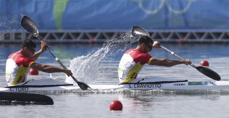 Los españoles Saúl Craviotto (d) y Cristian Toro (i).