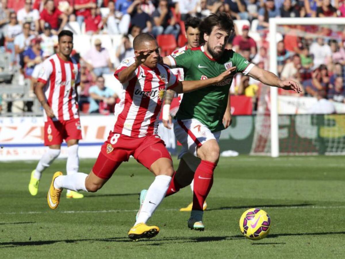 El Athletic coge aire en la Liga ante un Almería impreciso