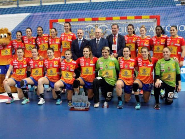 Las jugadoras de la selección en un Torneo, en Melilla, el pasado noviembre