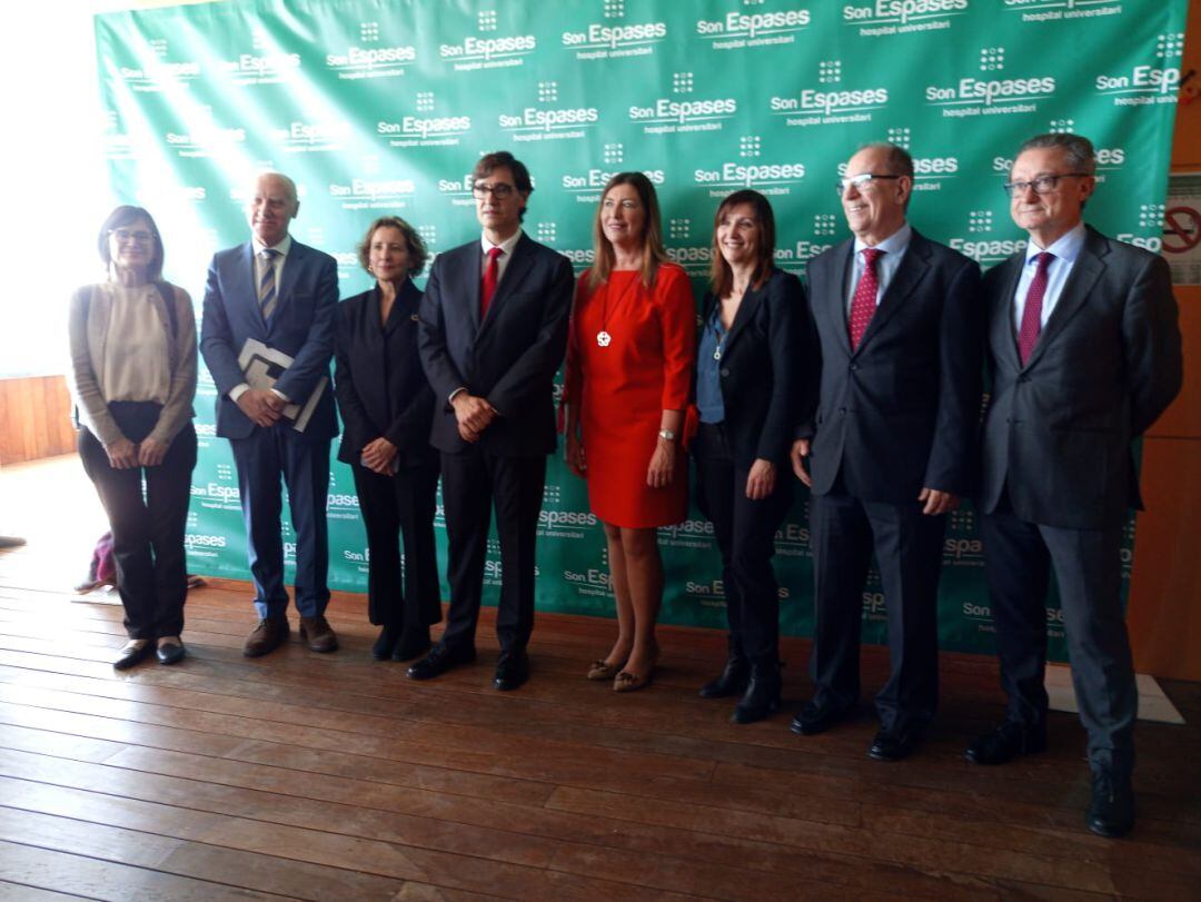 Visita del ministro de Sanidad en Son Espases.