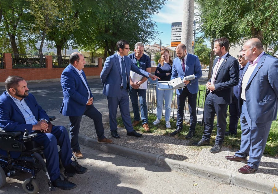 José Manuel Caballero y otras autoridades en Argamasilla de Calatrava