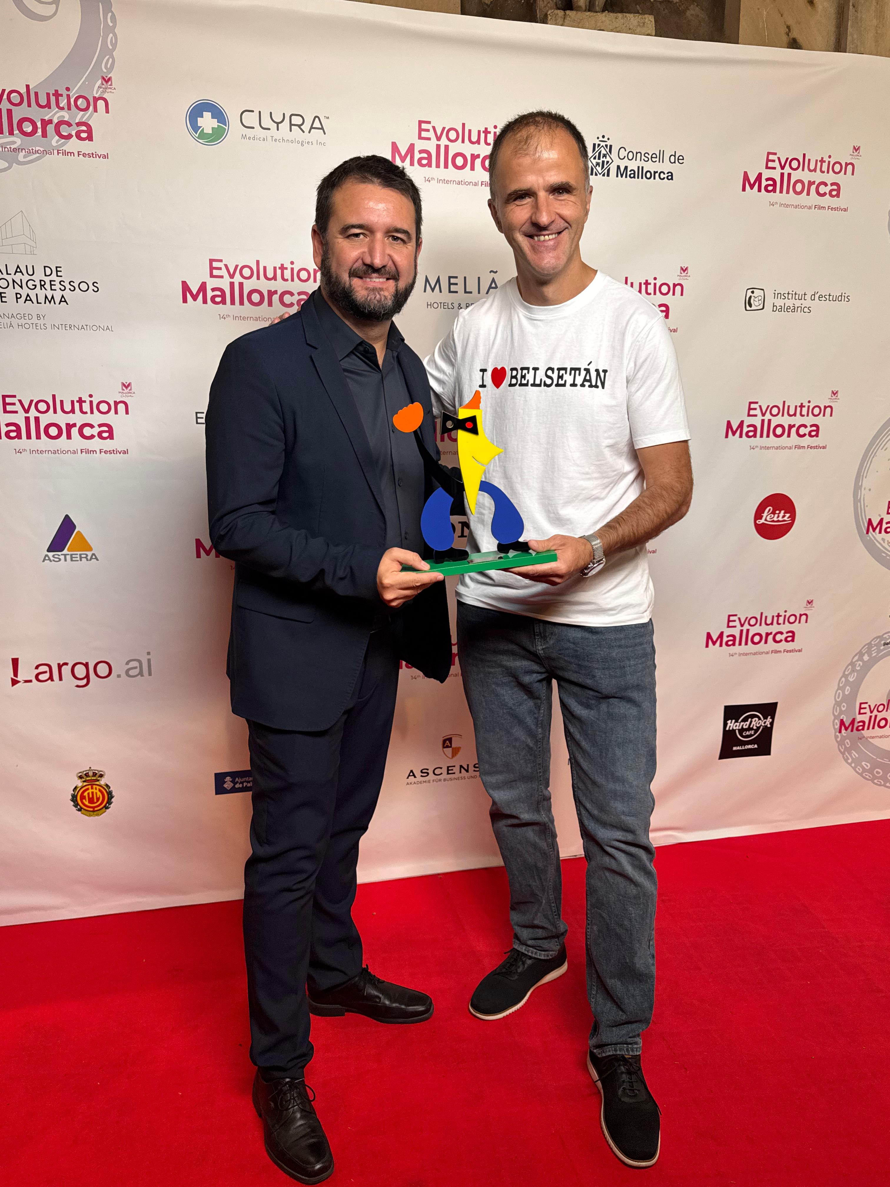 José Ángel Delgado y Maxi Campo con PREMIO Evolution Mallorca. Foto Nuria Amigo.