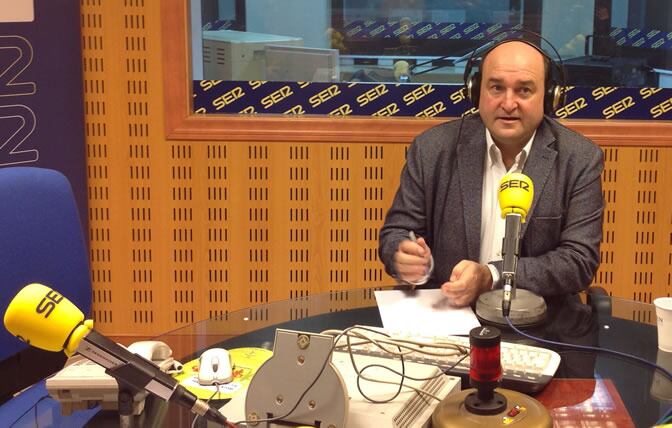 El presidente del PNV Andoni Ortuzar ha pasado por los micrófonos de la Cadena SER