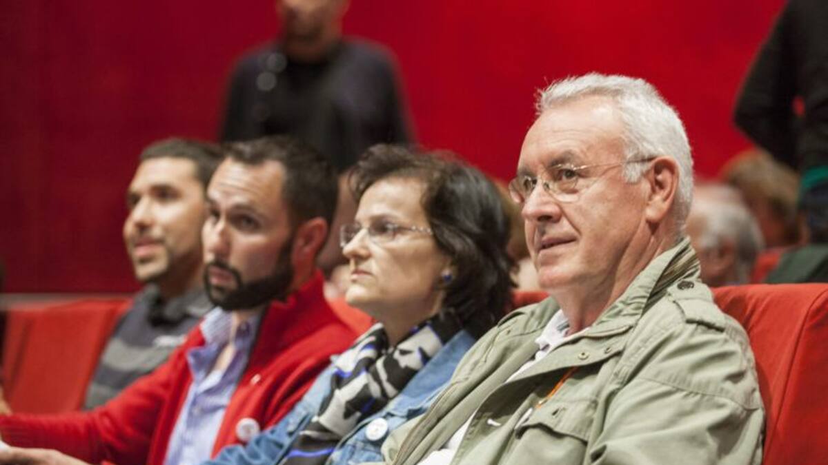 Cayo Lara: "Rajoy sabe que lo vamos a echar y por eso castigará a este país y beneficiará a los suyos hasta el último minuto"