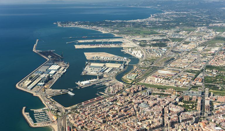 Vista general del Port de Tarragona.