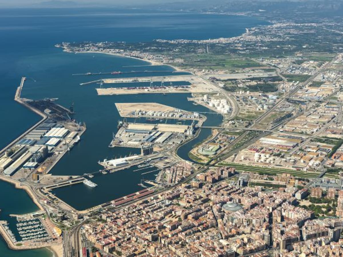 Prohibit pescar i anar amb barca