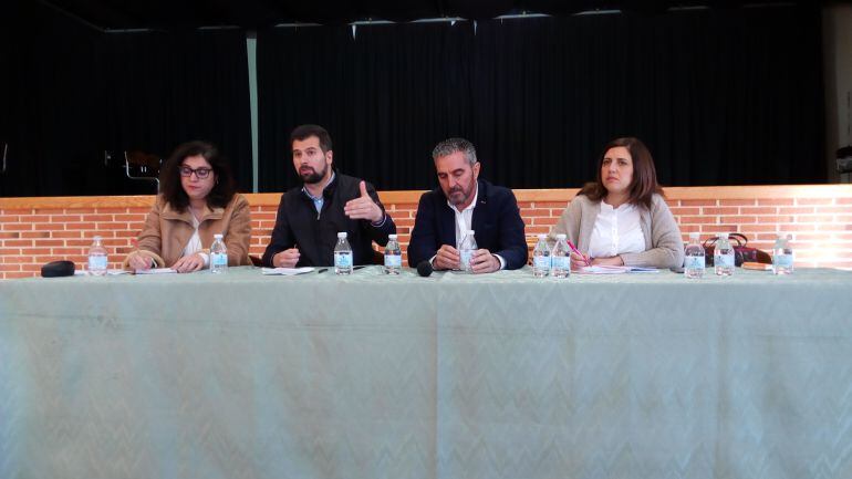 Luis Tudanca en su primera visita a la Ribera del Duero como candidato a la presidencia de la Junta en las elecciones de 2019