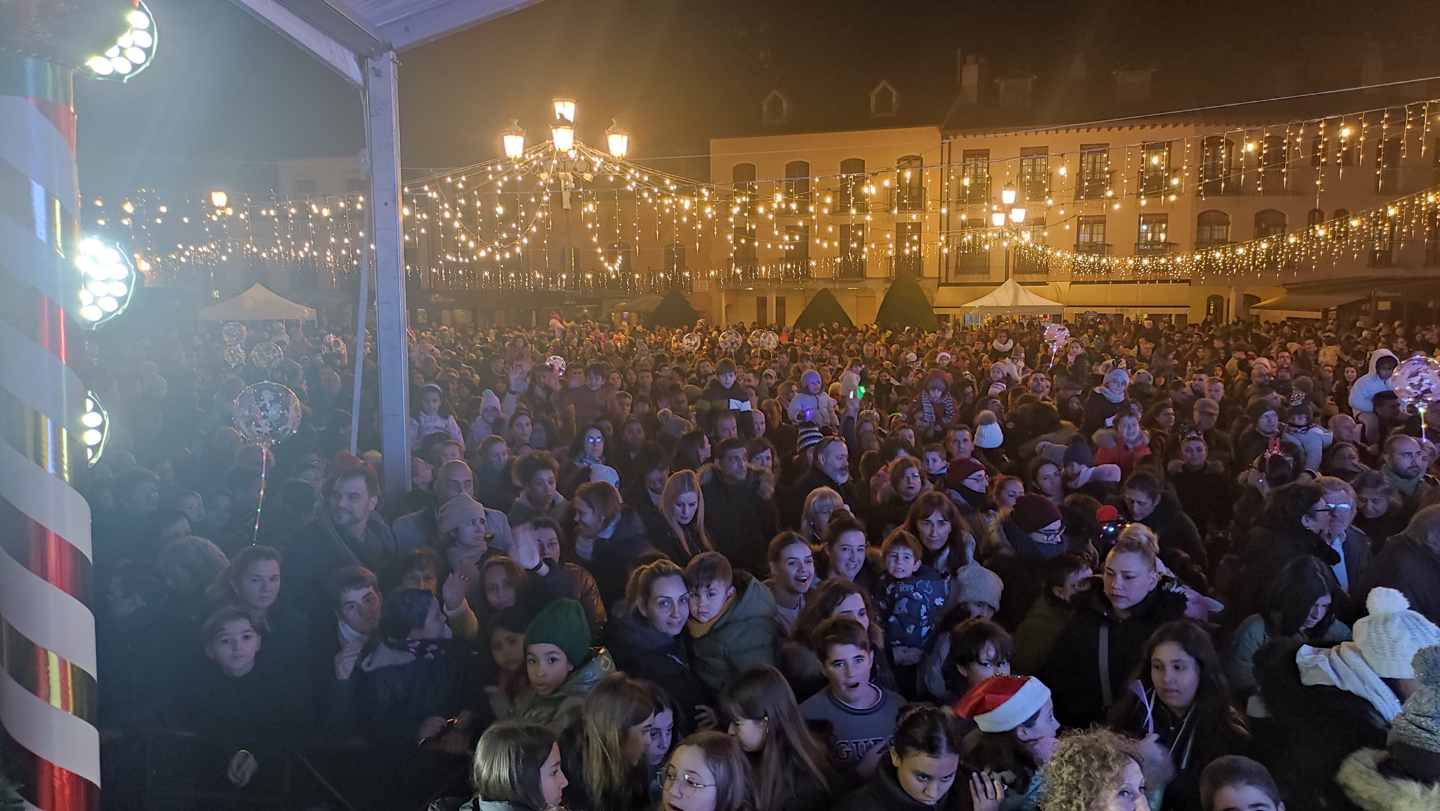 La plaza del Ayuntamiento de Ponferrada estaba abarrotada