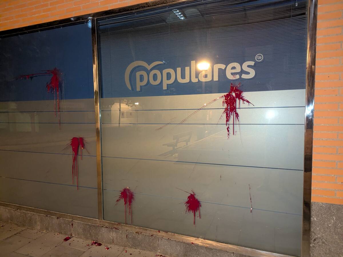 La Policía Nacional identifica al autor de los daños en la sede del PP de Huesca