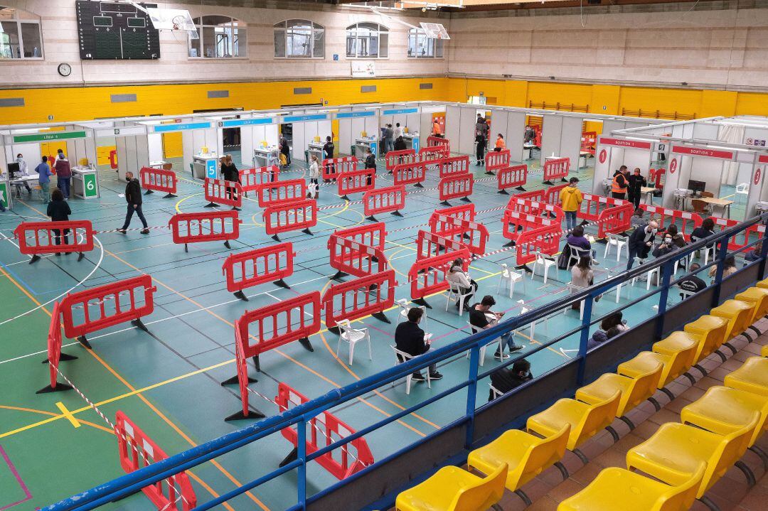 Los pabellones son los lugares elegidos, también en Salamanca, para administrar las vacunas contra el covid