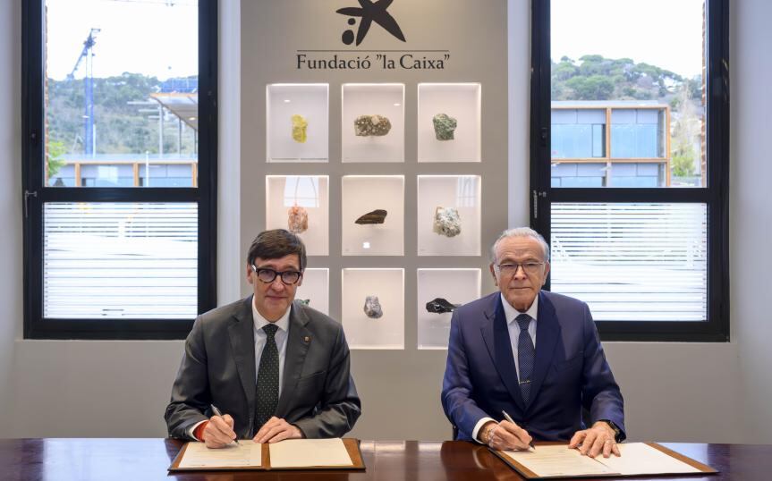 El president de la Generalitat de Catalunya, Salvador Illa, i el president de la Fundació "la Caixa", Isidre Fainé