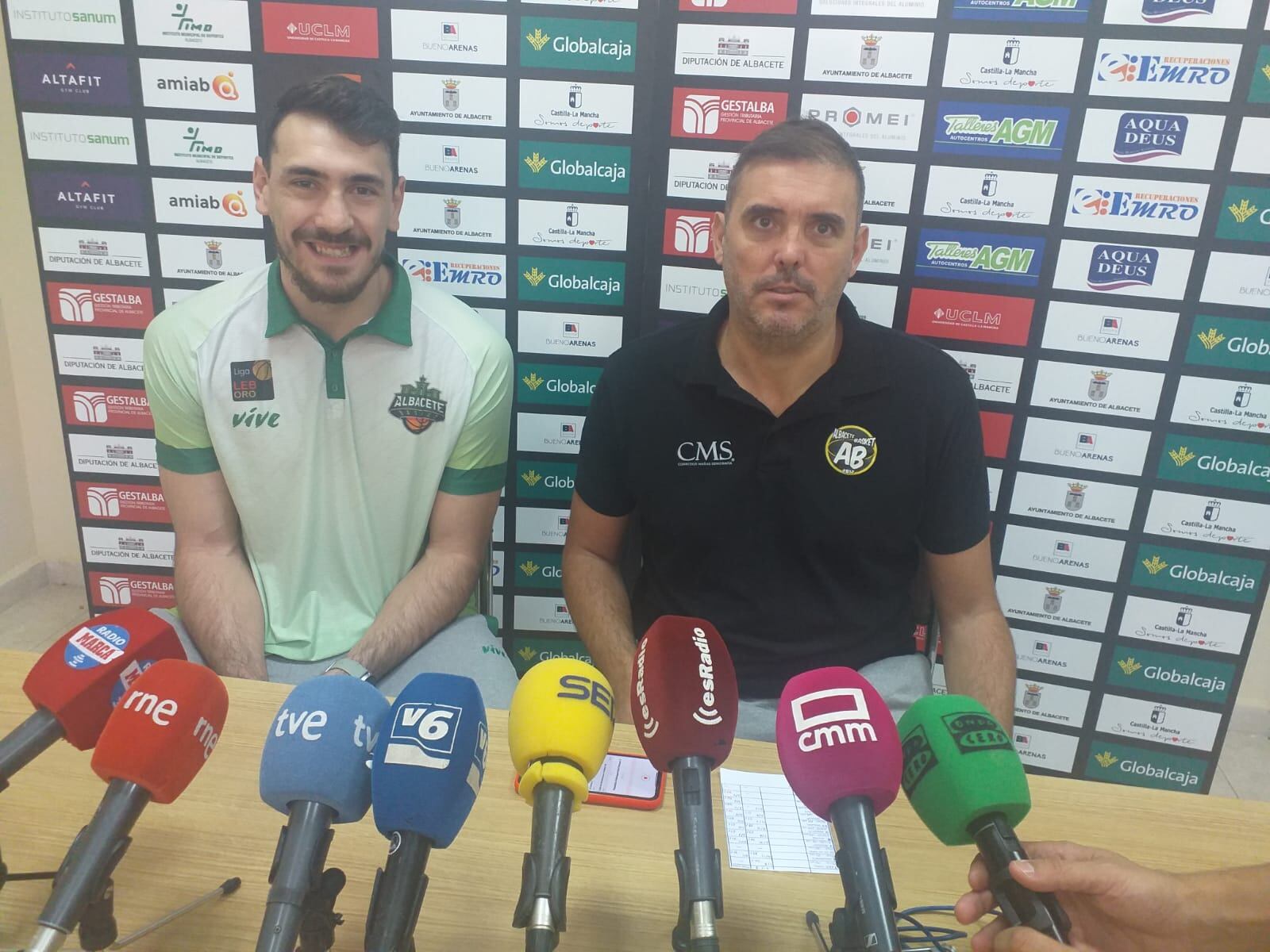 David Varela junto a Iván Aurrecoechea, en la rueda de prensa celebrada este jueves